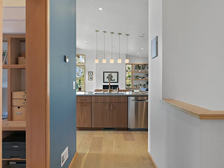2336 W 1st Ave — Photo 3