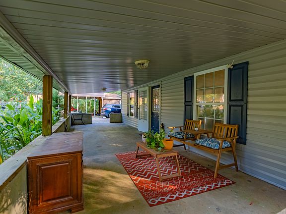 3rd image of 156 Burnham Road