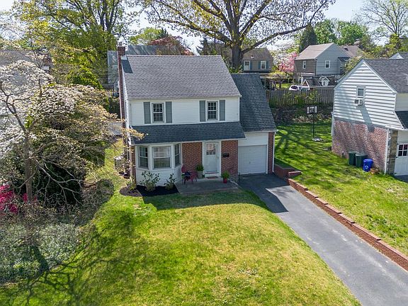 2nd image of 308 Canterbury Rd