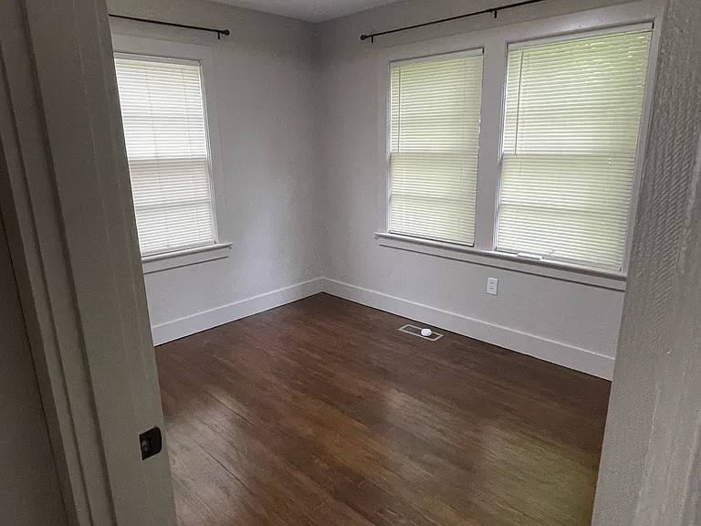 1803 Kirby Dr — Photo 10