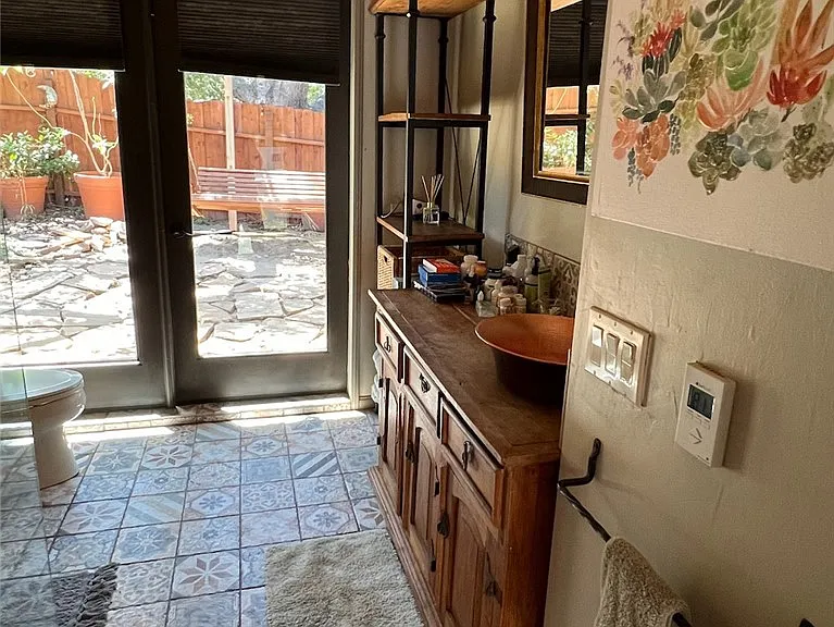 456 S Skyline Dr — Photo 34