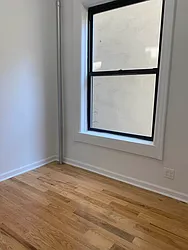 Rented by M.Grossman R.E. Management