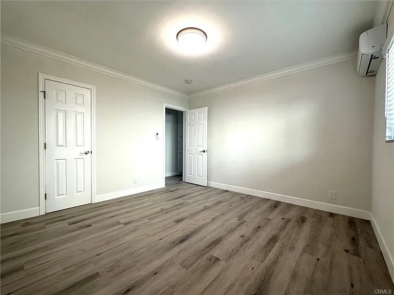 41 N Sierra Bonita Ave #D — Photo 9
