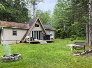 277 Buckfield Rd, South Paris, ME 04281