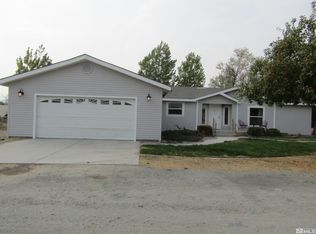 80 W Tucker Ln, Yerington, NV 89447