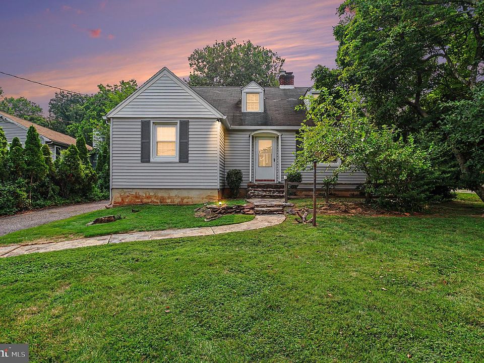 1st image of 5912 Shady Spring Ave