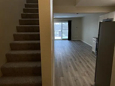 159 Riverview Dr — Photo 3