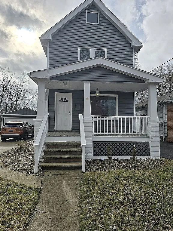 5669 Harrison Ave photo 1
