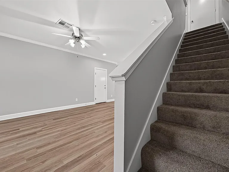 5951 S Loop E #38 — Photo 11