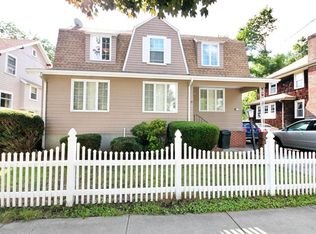 10 W Elm Ave, Quincy, MA 02170