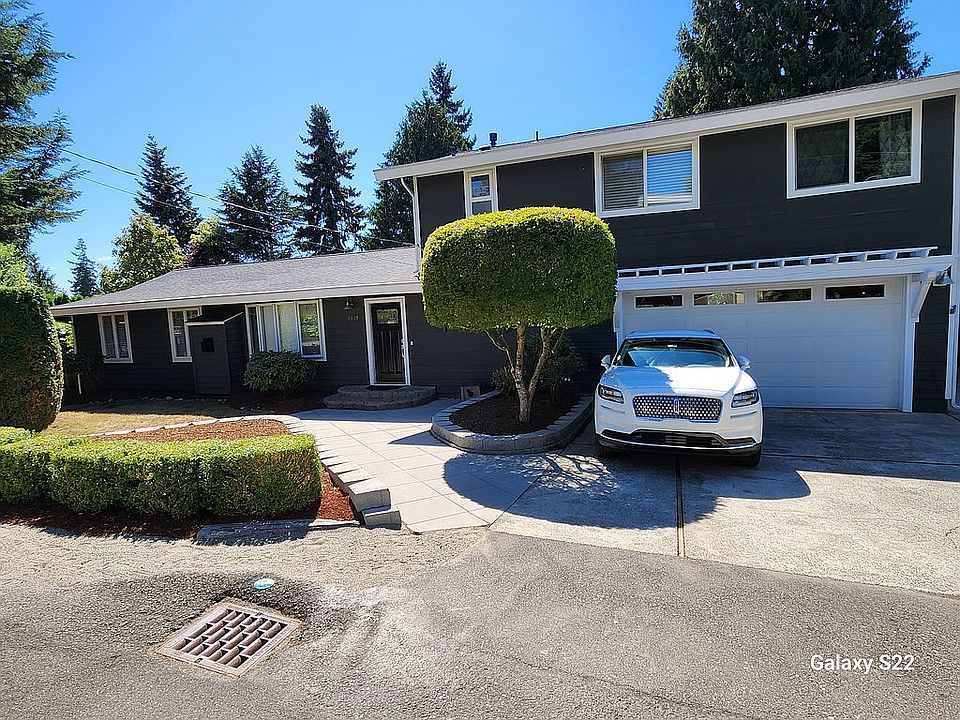 1st image of 6039 111th Pl NE