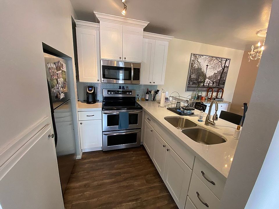 1st image of 2849 A St