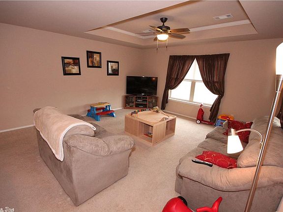 3rd image of 12301 Amaranth Dr