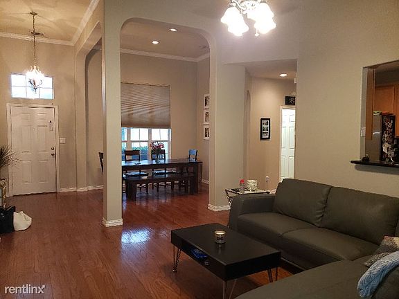 5th image of 531 Mattie Ln