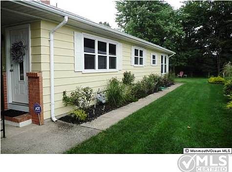 2nd image of 254 Fort De France Ave