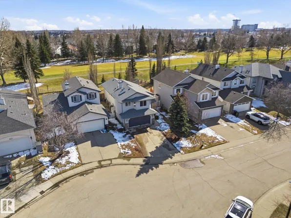 2251 Brennan Ct NW, Edmonton, AB T5T 6M3