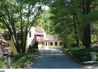 802 Springhouse Ln, Newtown Square, PA 19073