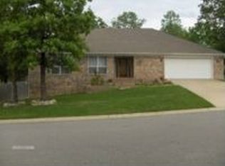 140 Applegate Dr, Conway, AR 72034