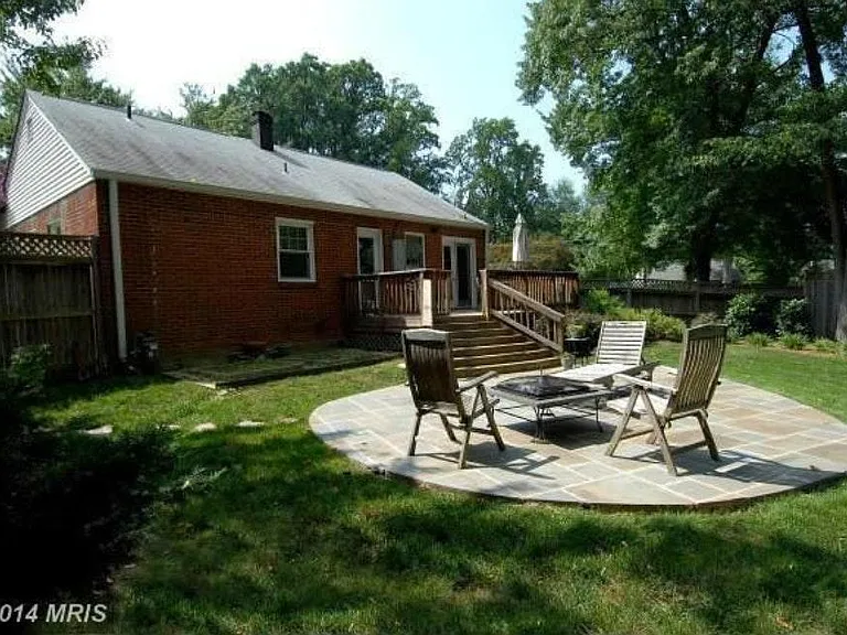 Backyard Patio-2