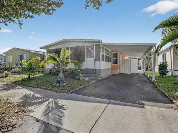3024 SW 52nd St, Fort Lauderdale, FL 33312