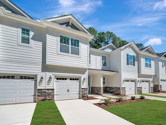 4th image of 2932 Spring Manor Way