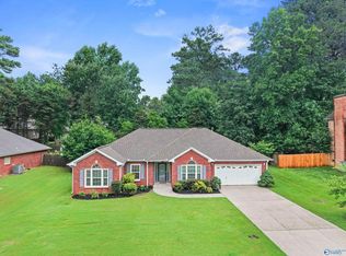 1693 Longleaf Dr NW, Huntsville, AL 35806
