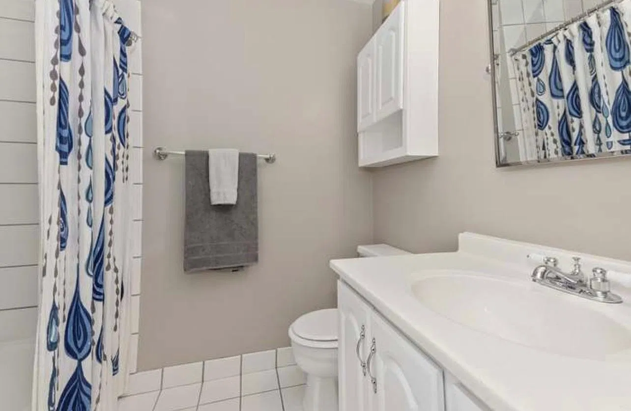1 bed, 1000 sqft, $2,450 — Photo 1
