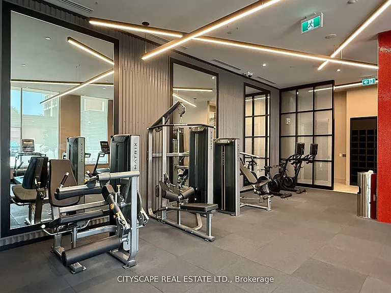 212 King William St #603 — Photo 24