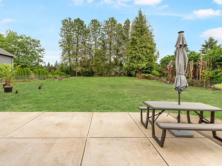 5901 NW Cherry St — Photo 15
