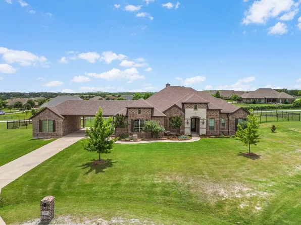 228 Parc Oaks Dr, Aledo, TX 76008
