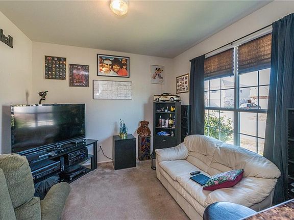 4th image of 1408 Grand Canyon Ct
