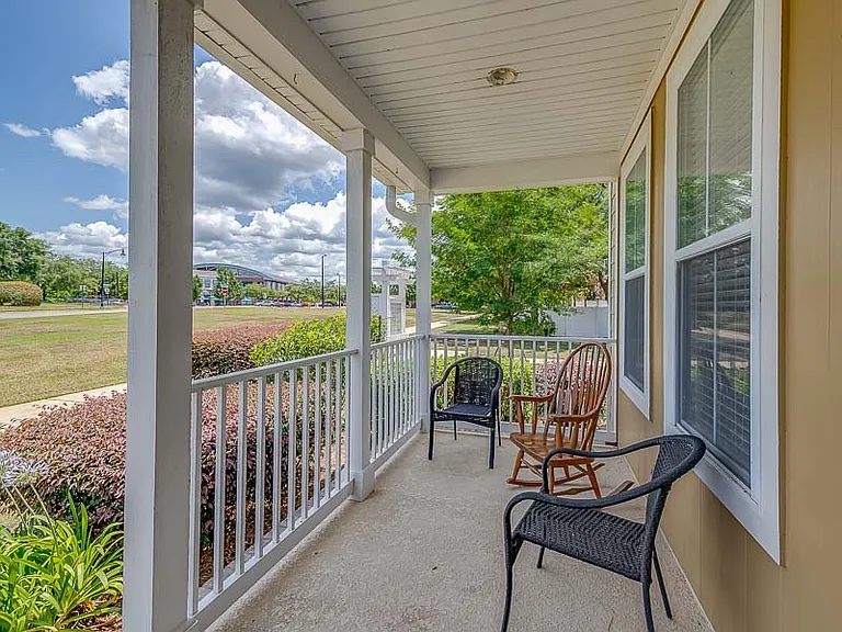 3097 Merchants Row Blvd — Photo 3