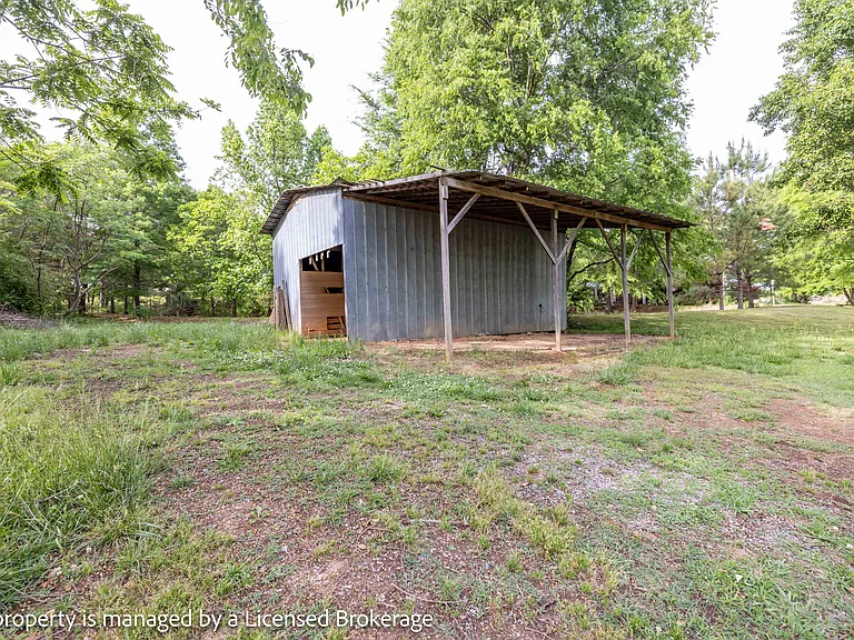 20445 Saint Martin Rd — Photo 33