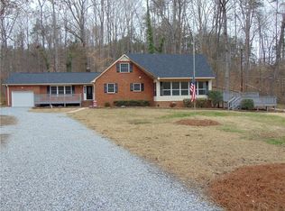 9201 Warren Rd, Kernersville, NC 27284