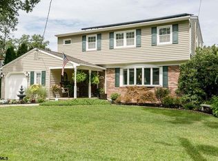 716 Breakers Ave, Absecon, NJ 08201