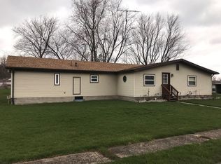 4038 N 1500 East Rd, Ridge Farm, IL 61870