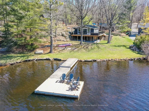 3258 Loon Ln, Severn, ON L0K 1E0