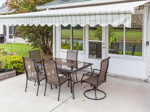 4th image of 3060 Santee Pl