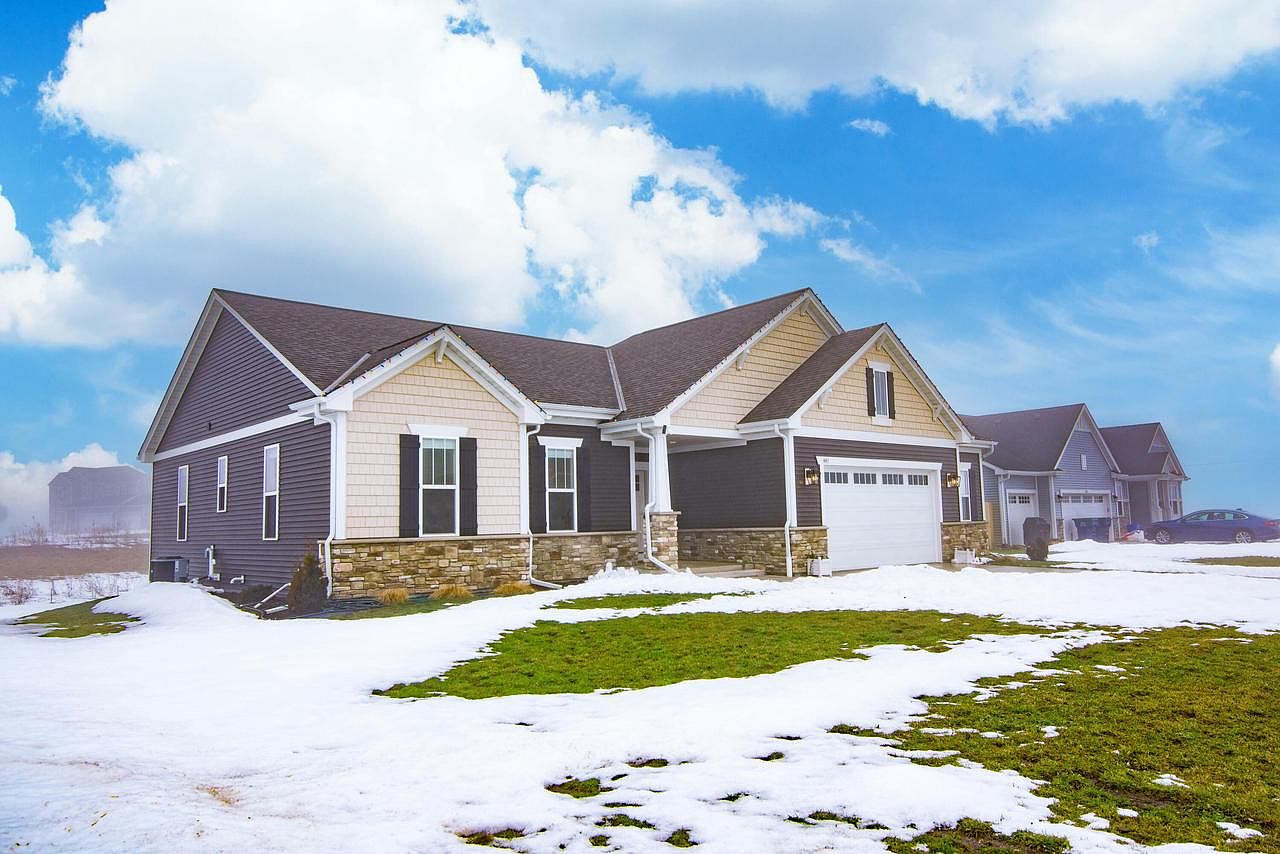 681 Spur ROAD, Slinger, WI 53086 Zillow