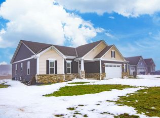 681 Spur Rd, Slinger, WI 53086