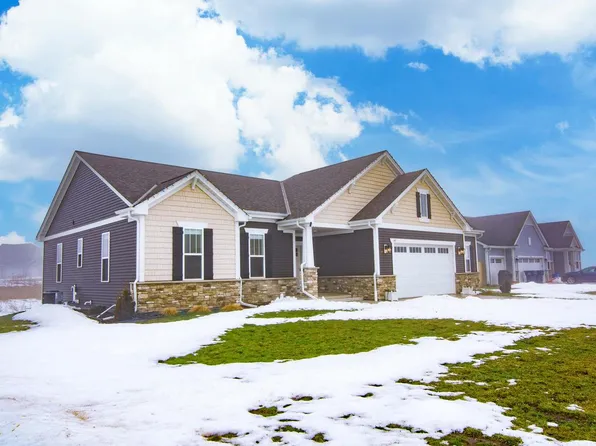 681 Spur ROAD, Slinger, WI 53086