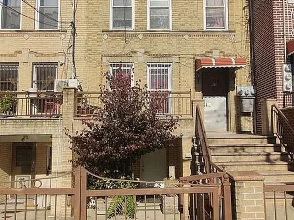 865 55th St, Brooklyn, NY 11220