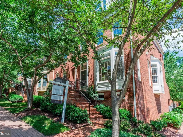 1751 22nd St N, Arlington, VA 22209