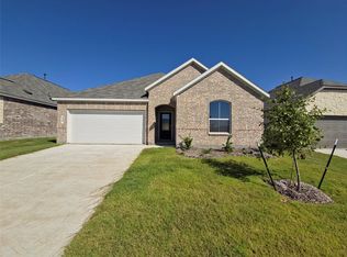 925 Raintree Rd, Princeton, TX 75407