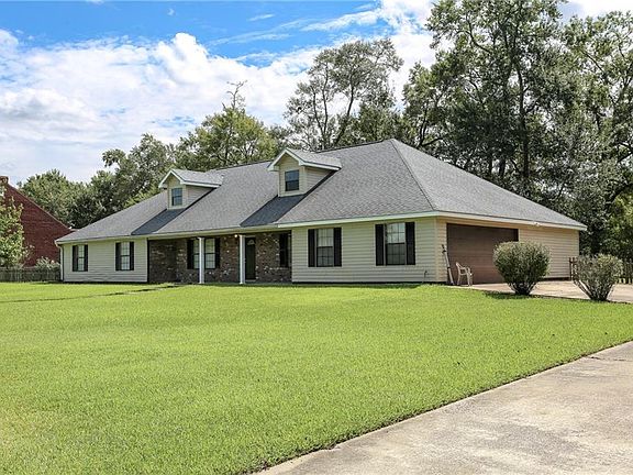 2nd image of 2461 Bon Ton Dr