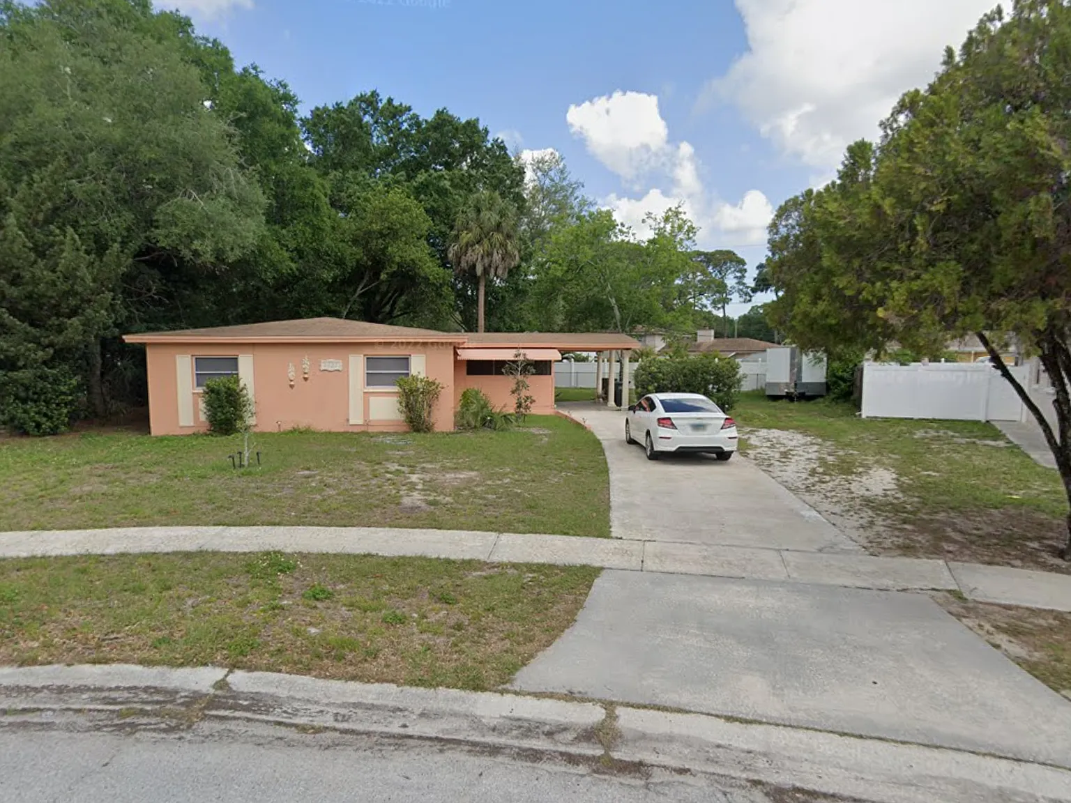 3 bed, 1.5 bath, 1221 sqft, $2,300 — Photo 1