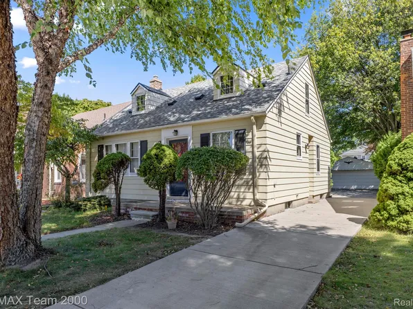 22446 Olmstead St, Dearborn, MI 48124