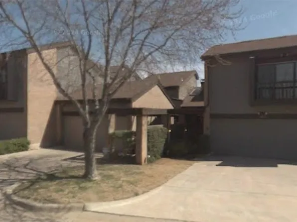 439 NW Chimney Creek Dr, Lawton, OK 73505