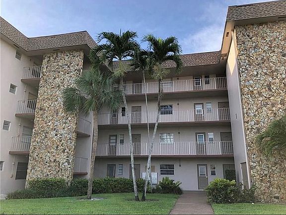 2nd image of 8141 SW 24th Ct APT 407