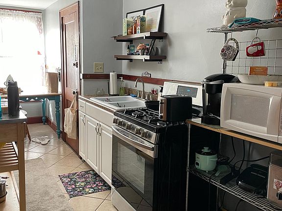 4th image of 24 Utica Ave #3